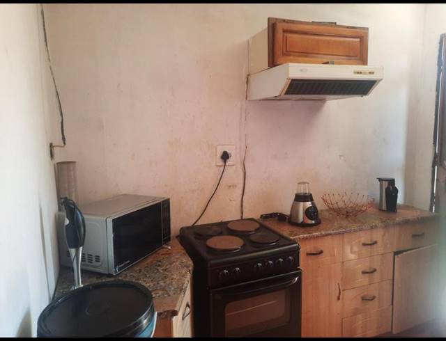 2 BEDROOM HOUSE FOR SALE IN SEBOKENG UNIT 17